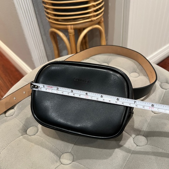 Calvin Klein Belt Bag NWOT - Picture 10 of 15